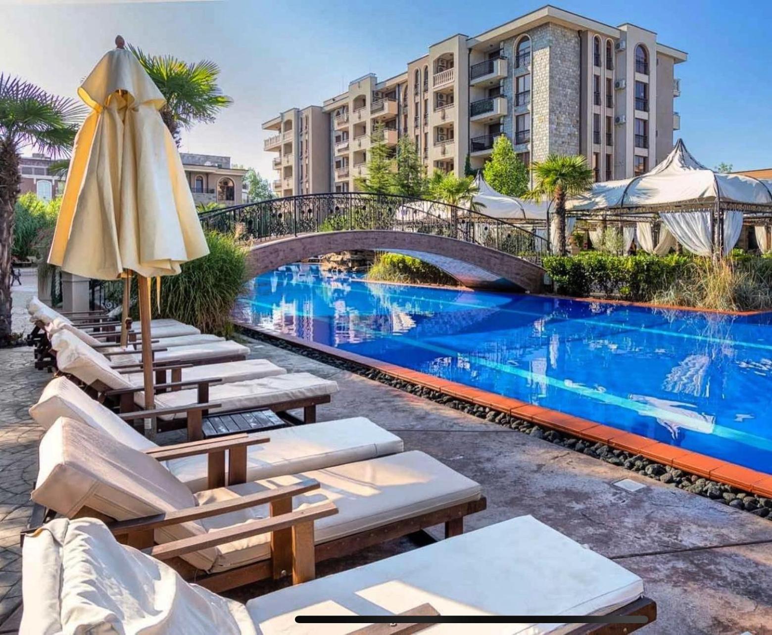 Wonderful Deluxe Appartement In Cascadas Family Resort Napospart Kültér fotó